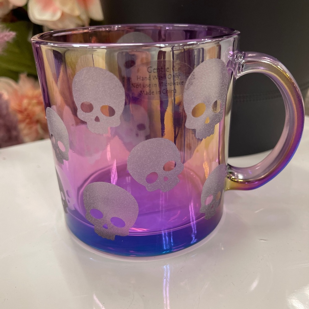 Halloween Skull 💀 Purple Iridescent Etched Glass Heavyweight Coffee Mug NWT